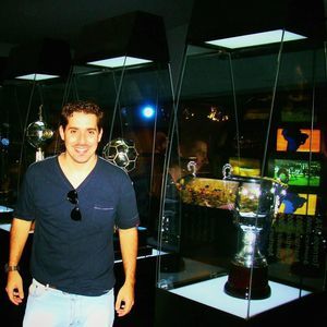 Meet your Posher, Emanuel